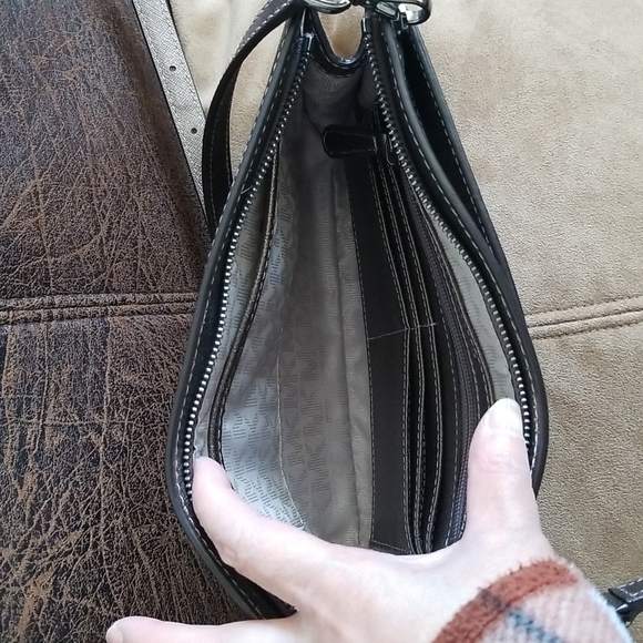 Michael Kors Jet Set Travel Large Crossbody Clutch in 'Glittery' Medium Bronze - Picture 8 of 13